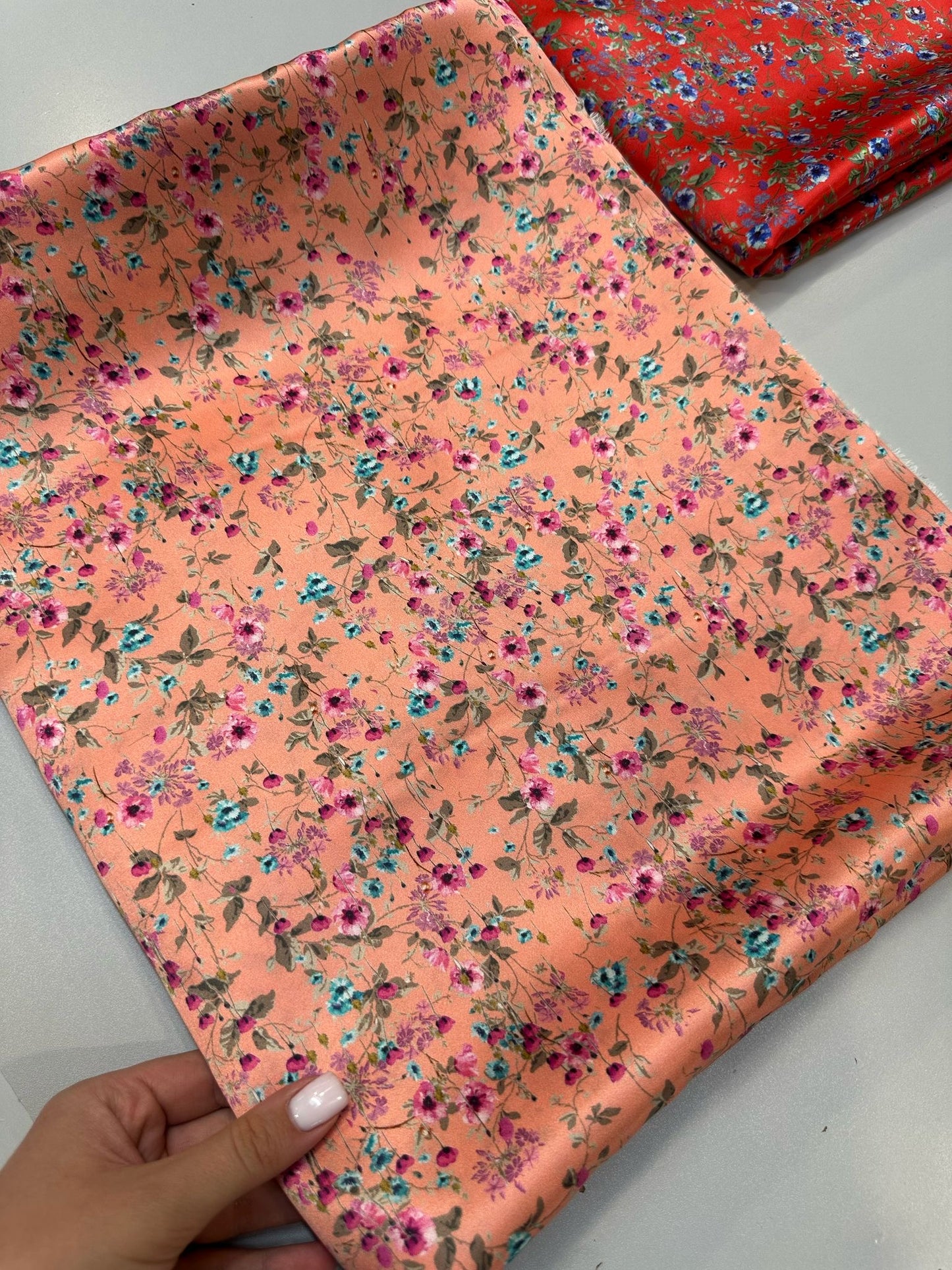 Pure Italian Silk Satan M03 (3 Meter)