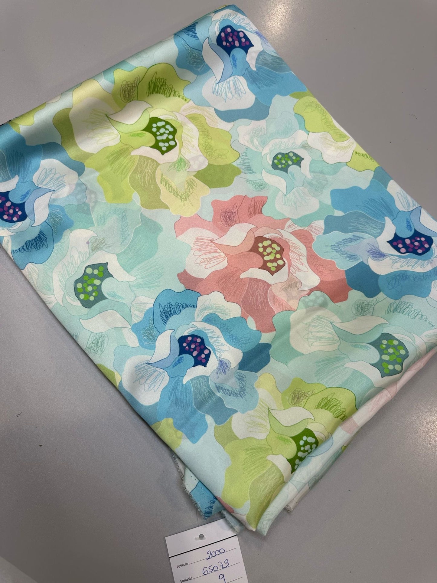 Pure Italian Silk Satan M01 (3 Meter)